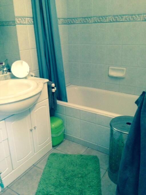 Appartement St Leger 드라기냥 외부 사진