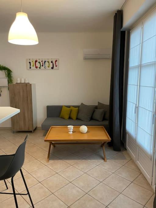 Appartement St Leger 드라기냥 외부 사진